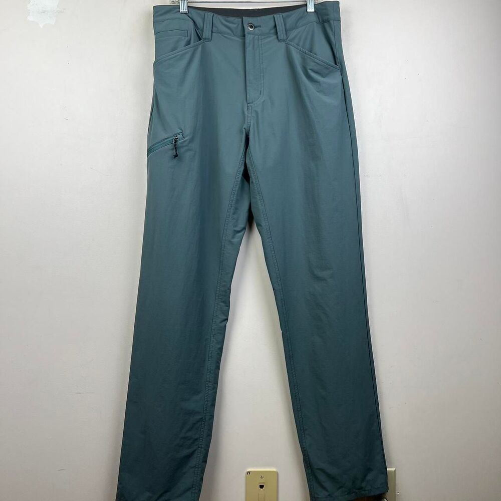 Patagonia Men's Soft Shell Pants  Gray Grey flat Front Zipper Stretch Size 34